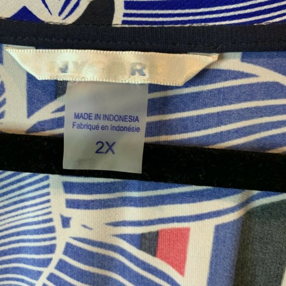 Nygard Women's Floral Shirt 2XL Blue & White Soft Stretch V Neck Pullover Boho - Picture 11 of 12